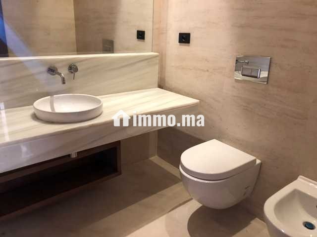 Appartement de standing avec terrasse à Souissi - Location Immobilier - Rabat - photo 4