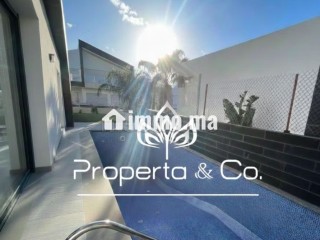 Somptueuse villa avec piscine et vue mer en vente à Tanger - Villa à vendre - Tanger