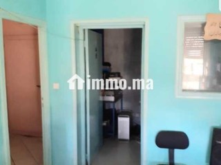 Je vends mon bureau titre amenage au 1er etage, - Bureau à vendre - Casablanca