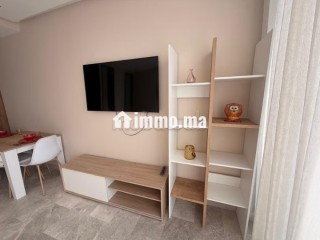 Louez cet appartement à Palmier. Superficie 54 m². Porte sécurisée et chauffage central - Appartement à louer - Casablanca