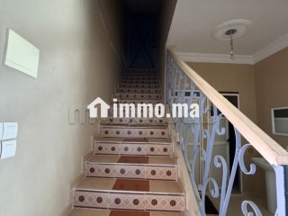 Trouvez votre maison à acheter à Jerada. 2 chambres agréables. Salon traditionnel marocain - Maison à vendre - Jerada
