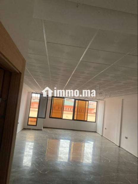 Bureaux en location à Hay izdihar. Surface de 75 m². Ascenseur - Location Immobilier - Marrakech - photo 4