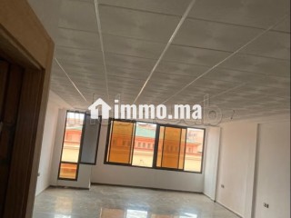Bureaux en location à Hay izdihar. Surface de 75 m². Ascenseur - Bureau à louer - Marrakech