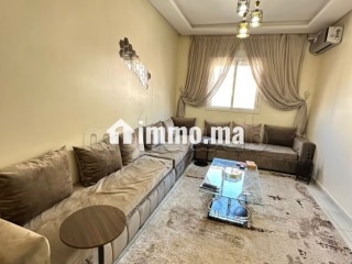 Location d'un appartement à Mhamid. Surface de 70 m². Salon Marocain et antenne parabolique - Appartement à vendre - Marrakech