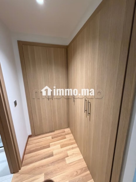 Grand appartement à louer dans le centre-ville de Tanger. Surface totale 90 m². Entièrement meublé - Location Immobilier - Tanger - photo 5