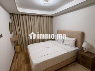 Grand appartement à louer dans le centre-ville de Tanger. Surface totale 90 m². Entièrement meublé - Appartement à louer - Tanger