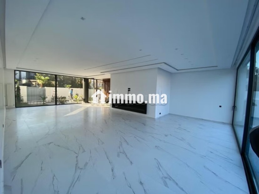 Top villa ultra moderne piscine - Location Immobilier - Casablanca - photo 8