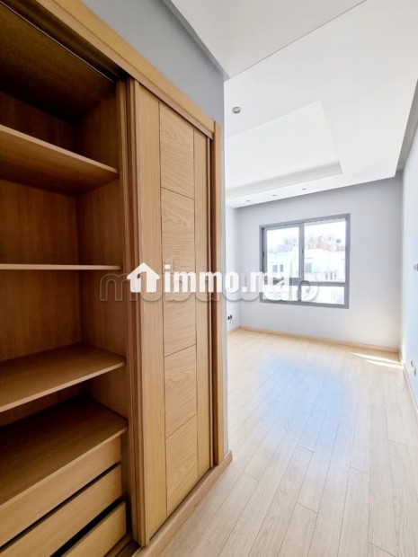 Top appart terrasse dernier etage - Location Immobilier - Casablanca - photo 8