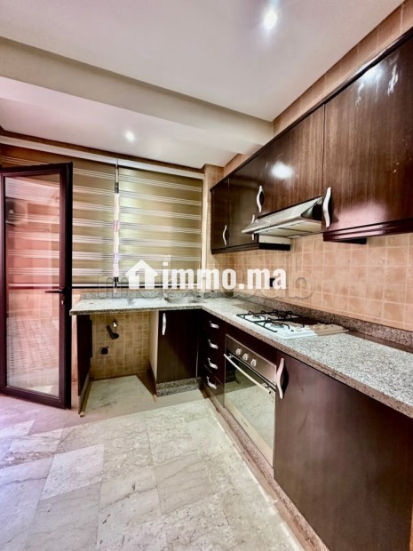 Superbe appartement à louer à Guéliz. Superficie 105 m². Système de parabole et résidence sécurisée - Location Immobilier - Marrakech - photo 7