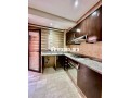 Superbe appartement à louer à Guéliz. Superficie 105 m². Système de parabole et résidence sécurisée - miniature 7