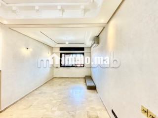 Très jolie appartement vide à Guéliz. 94 mètre - Appartement à louer - Marrakech