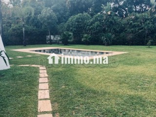 Bir kacem villa avec ch. Central et piscine à louer - Villa à louer - Rabat
