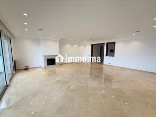 Ain diab/appart rénove 3 chambres vue mer - Appartement à louer - Casablanca