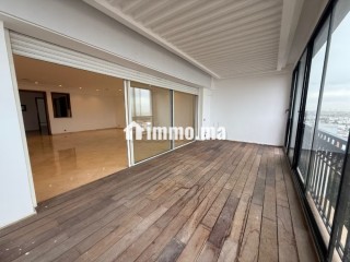 Ain diab/appart rénove 3 chambres vue mer - Appartement à louer - Casablanca