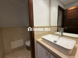 Ain diab/appart rénove 3 chambres vue mer - Appartement à louer - Casablanca
