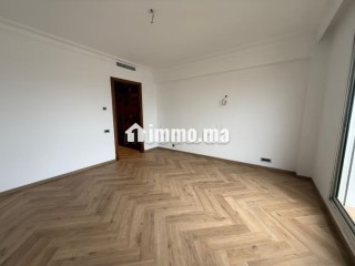 Ain diab/appart rénove 3 chambres vue mer - Appartement à louer - Casablanca