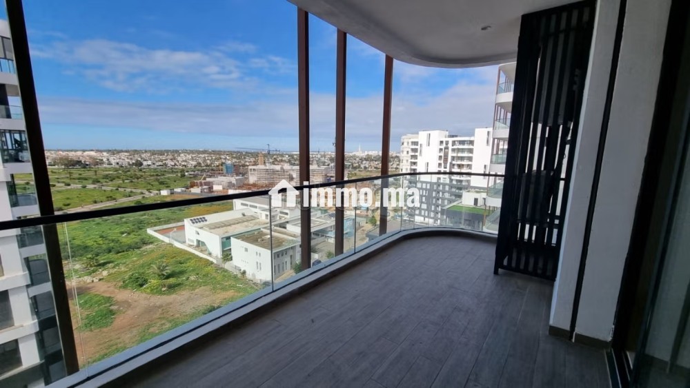 Appartement avec terrasse en étage supérieur CFC - Location Immobilier - Casablanca - photo 1