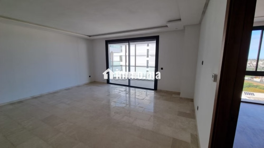 Appartement avec terrasse en étage supérieur CFC - Location Immobilier - Casablanca - photo 6
