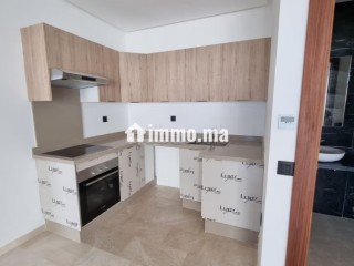 Appartement avec terrasse en étage supérieur CFC - Appartement à louer - Casablanca