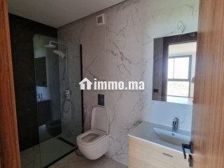 Appartement avec terrasse en étage supérieur CFC - Appartement à louer - Casablanca