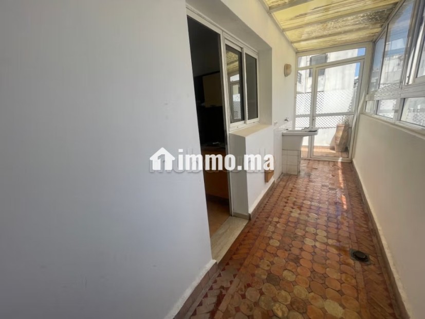 Très bel appartement familial de 178m2 avec grande terrasse de 50m2 à la location Vide à quartier Racine - Location Immobilier - Casablanca - photo 5