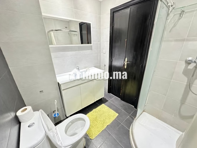 Très bel appartement 2 chambres à la location meublé dans une ruelle calme - Location Immobilier - Casablanca - photo 6