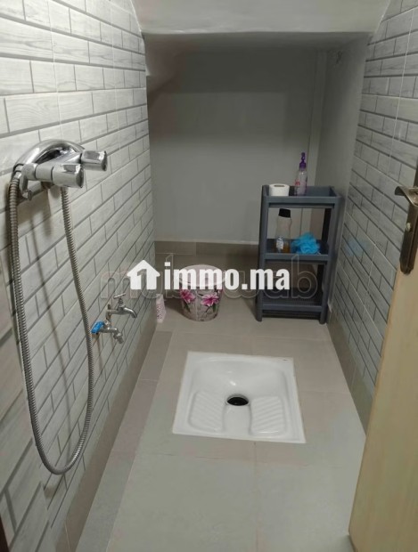 Location saisonnière à Azrou. 5 grandes pièces. Fenêtres avec double vitrage et porte blindée - Vente Immobilier - Azrou - photo 6