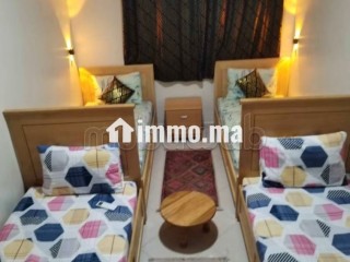 Location saisonnière à Azrou. 5 grandes pièces. Fenêtres avec double vitrage et porte blindée - Appartement à vendre - Azrou