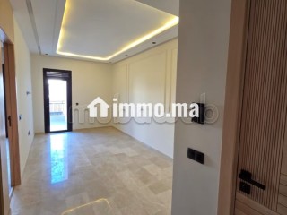 Location studio vide à l’oasis - Appartement à louer - Casablanca