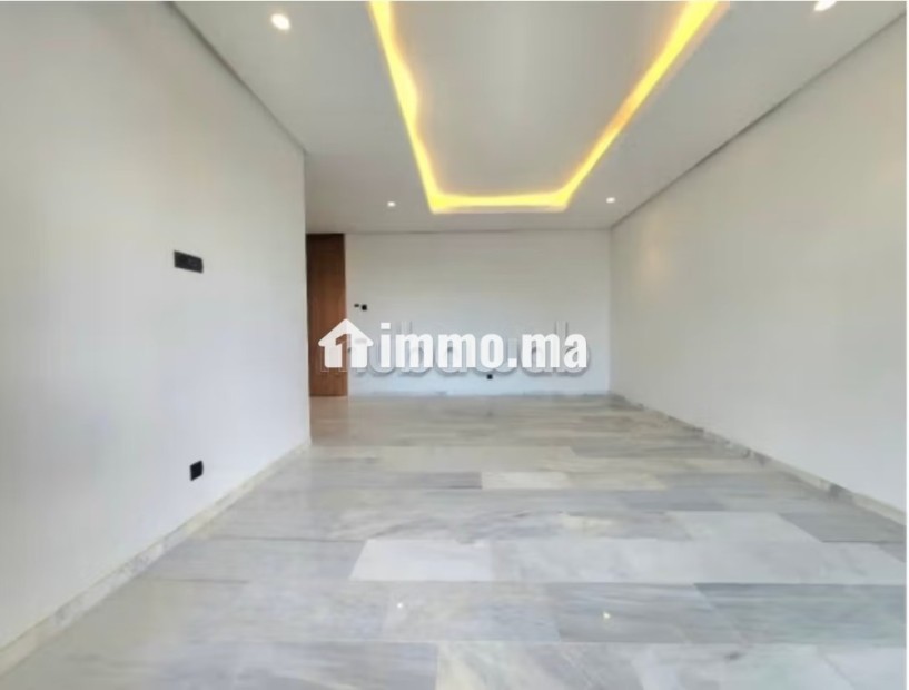 Appartement en location à Casablanca Finance City. 2 chambres. Porte blindée, salon marocain - Location Immobilier - Casablanca - photo 6