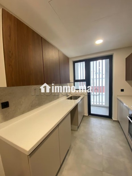 Appartement en location à Casablanca Finance City. 2 chambres. Porte blindée, salon marocain - Location Immobilier - Casablanca - photo 7