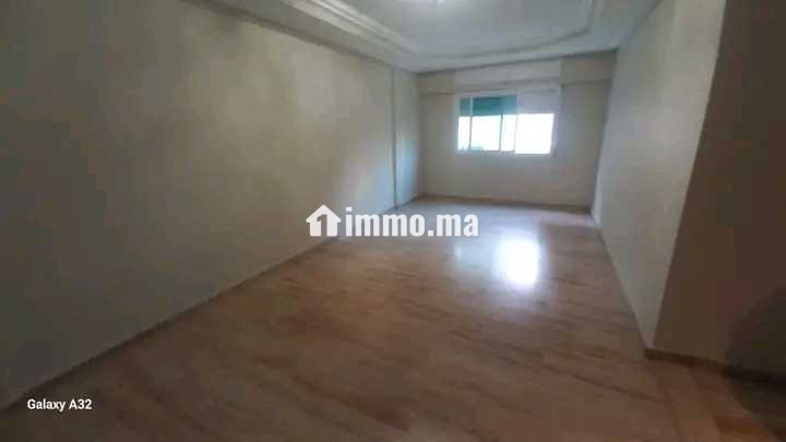 2 chambres salon vide derrière lycée Lyautey - Location Immobilier - Casablanca - photo 1