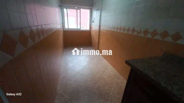 2 chambres salon vide derrière lycée Lyautey - Location Immobilier - Casablanca - photo 4