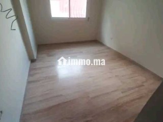 2 chambres salon vide derrière lycée Lyautey - Appartement à louer - Casablanca