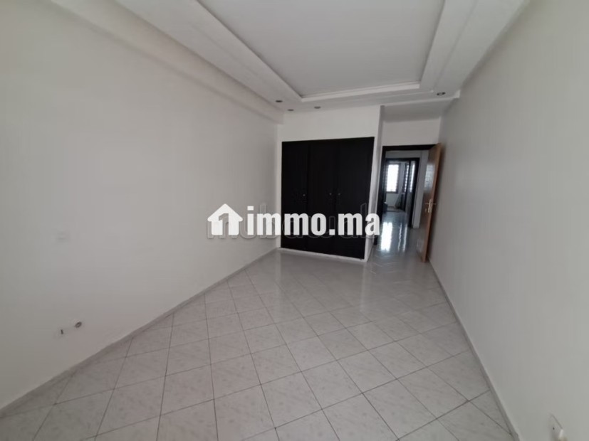 A Louer Appartement à usage bureau Diour Jamae - Location Immobilier - Rabat - photo 8