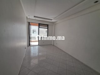 A Louer Appartement à usage bureau Diour Jamae - Appartement à louer - Rabat