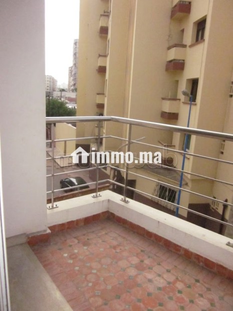 Studio Vide Luxe 48m2 à Bd Ziraoui enface Lyautey - Location Immobilier - Casablanca - photo 4