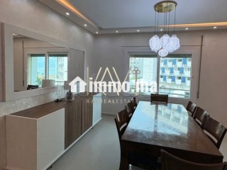 Appartement à louer à De La Plage. 4 pièces. Parking et terrasse - Appartement à louer - Tanger