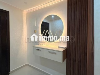 Appartement à louer à De La Plage. 4 pièces. Parking et terrasse - Appartement à louer - Tanger
