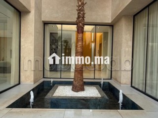 Magnifique villa à vendre à Route de l'Ourika. 16 grandes pièces - Villa à vendre - Marrakech