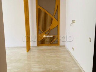 Location apprt 3 ch salon vide a belvedere 6500 dh - Appartement à louer - Casablanca