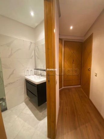 location-apprt-3-ch-salon-vide-a-belvedere-6500-dh-big-12