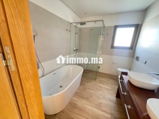 Belle Villa neuve moderne de 452m2 à louer - Villa à louer - Agadir