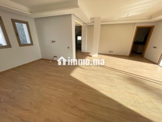 Belle Villa neuve moderne de 452m2 à louer - Villa à louer - Agadir