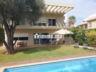 Superbe villa à louer à Casablanca Finance City. Superficie 300 m². Meublé - Villa à louer - Casablanca