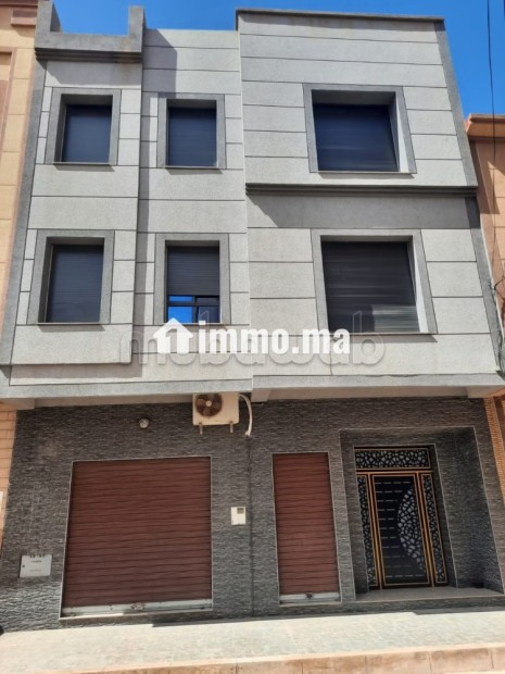 Appartement en location à Hay el matar. 3 belles chambres. Jardin - Location Immobilier - Nador - photo 1