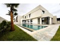Villa neuve de prestige 4 suites avec piscine - miniature 2