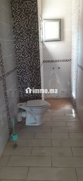 Somptueuse villa à vendre à Al Hoceima. 13 pièces. Bien meublé - Vente Immobilier - Al Hoceïma - photo 4