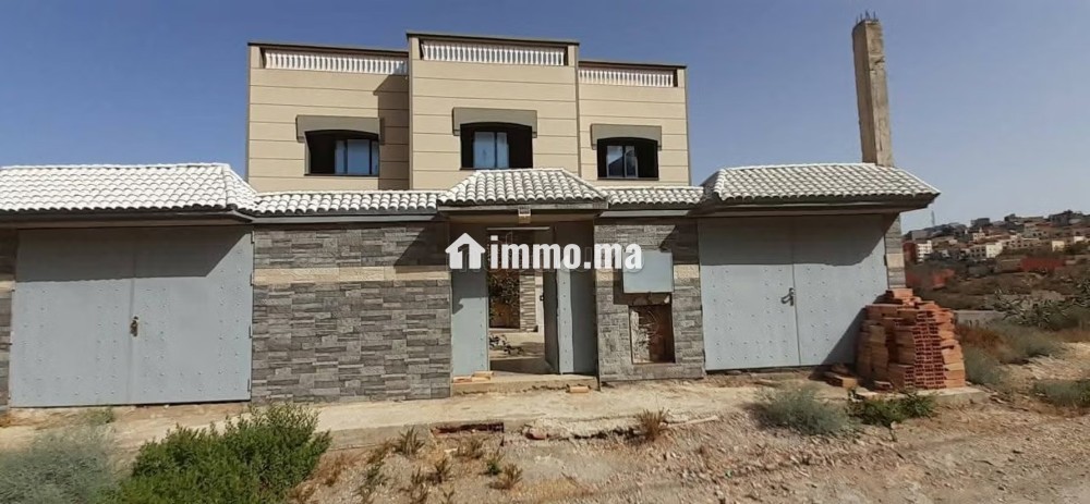 Somptueuse villa à vendre à Al Hoceima. 13 pièces. Bien meublé - Vente Immobilier - Al Hoceïma - photo 5