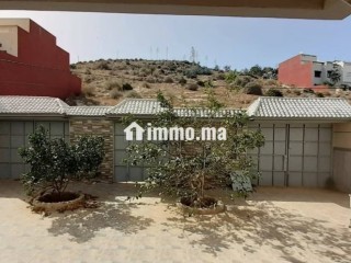 Somptueuse villa à vendre à Al Hoceima. 13 pièces. Bien meublé - Villa à vendre - Al Hoceïma